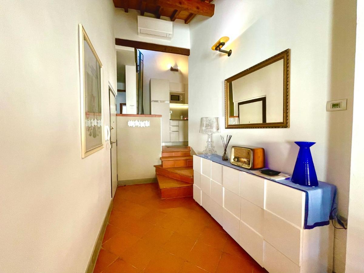 Charming Apartment In The Very Heart Of Florence Exterior photo